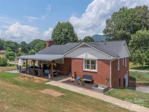 Exterior - 4784 Old Clyde Rd, Clyde, NC 28721 photo 7 of 8