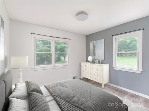Bedroom - 4784 Old Clyde Rd, Clyde, NC 28721 photo 2 of 2
