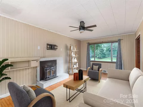 Living - 4784 Old Clyde Rd, Clyde, NC 28721 photo 2 of 3
