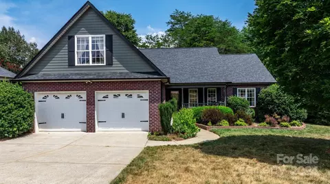 1644 Shady Grove Ct, Newton, NC 28658