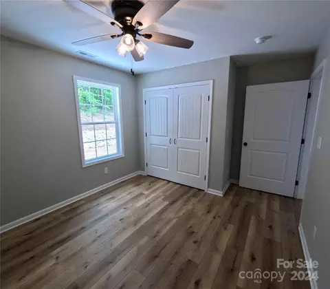 68 Haven Ridge S Ln S, Marion, NC 28752 photo 11