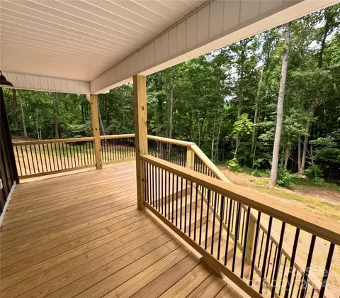68 Haven Ridge S Ln S, Marion, NC 28752 photo 2