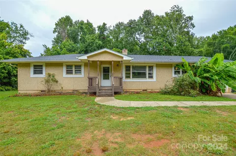 119 Rhyne Station Rd, Charlotte, NC 28214
