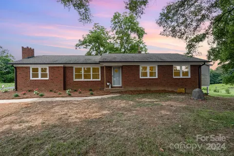 17678 Turkey Hill Rd, Mount Pleasant, NC 28124