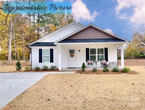 Knollwood Circle, Albemarle, NC 28001