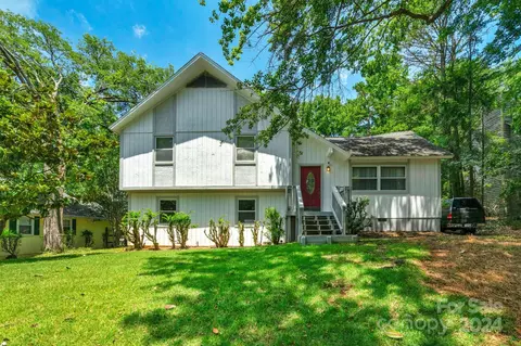 5009 Tara Tea Dr, Tega Cay, SC 29708