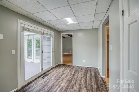 204 Castlegate Dr, Morganton, NC 28655 photo 10