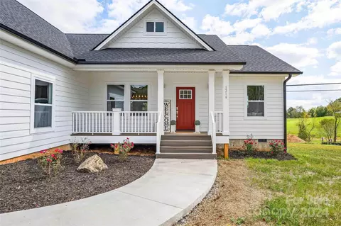 1216 Alexander Rd, Leicester, NC 28748