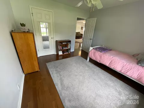 Bedroom - 500 Willowbrook Dr, Morganton, NC 28655 photo 5 of 6