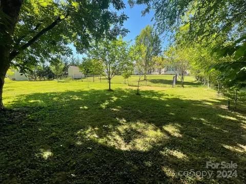 Other - 500 Willowbrook Dr, Morganton, NC 28655 photo 13 of 22
