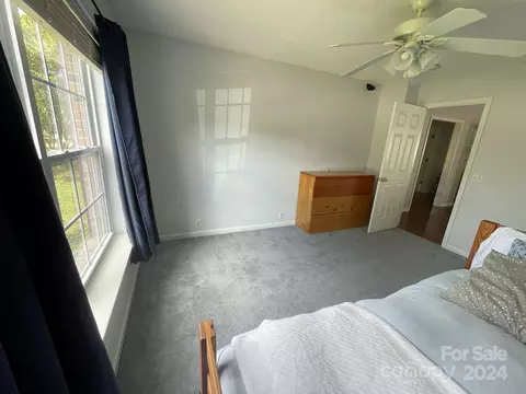 Bedroom - 500 Willowbrook Dr, Morganton, NC 28655 photo 2 of 6