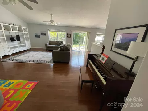 Living - 500 Willowbrook Dr, Morganton, NC 28655 photo 3 of 3