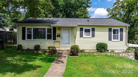165 Miller Ave, Marion, NC 28752
