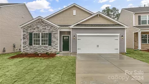 115 Crestview Ln, Lexington, NC 27295