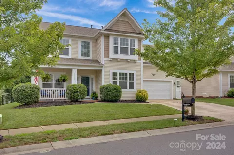 13207 Freedom Valley Dr, Huntersville, NC 28078