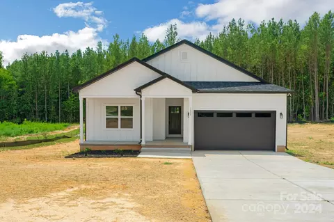 1233 Burris Blvd, Lincolnton, NC 28092