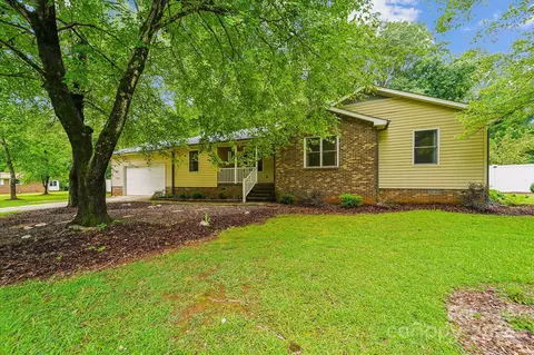 1585 Bloomfield Rd, Rock Hill, SC 29732