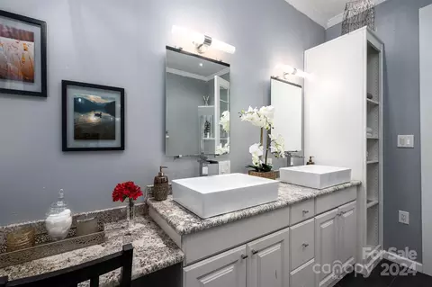 Bath - 166 Eighth Ave, Cramerton, NC 28032 photo 5 of 5