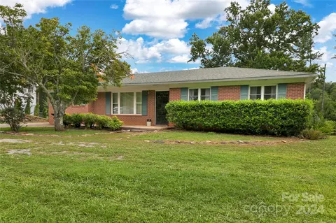 1455 Island Ford Rd, Brevard, NC 28712