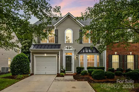 934 Kite Dr, Fort Mill, SC 29715