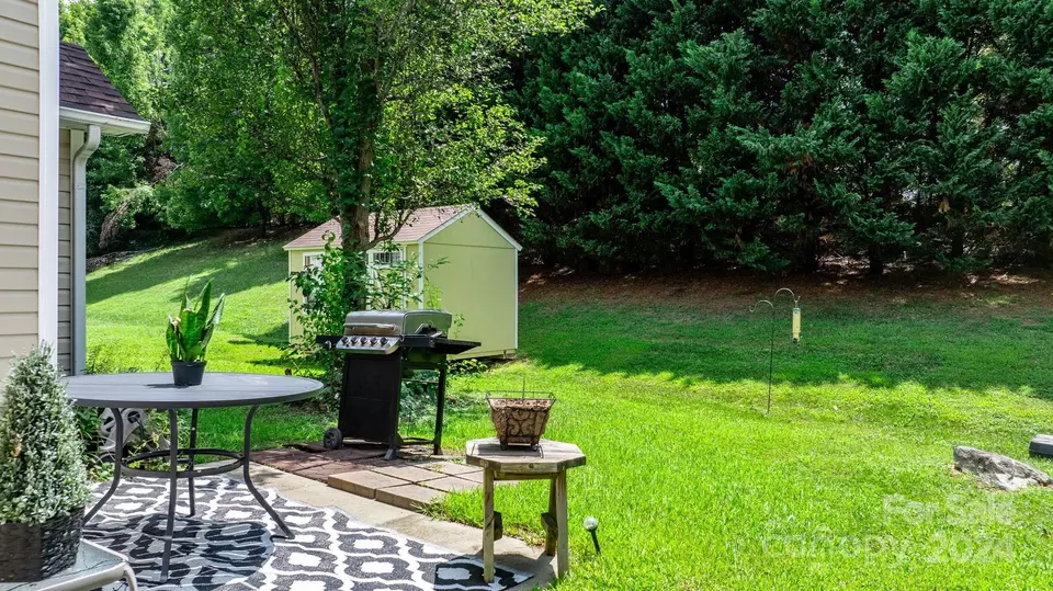 Exterior - 813 Raindrops Rd, Gastonia, NC 28054 photo 2 of 4