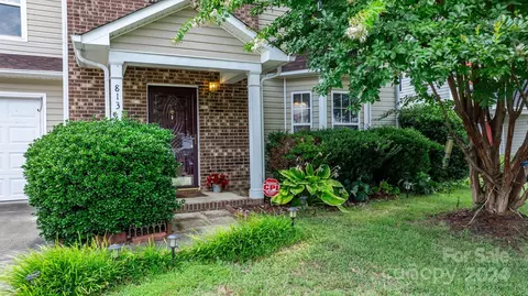 Exterior - 813 Raindrops Rd, Gastonia, NC 28054 photo 1 of 4