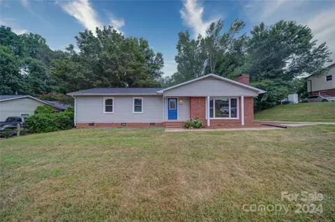 265 Old Farm E Rd E, Salisbury, NC 28146