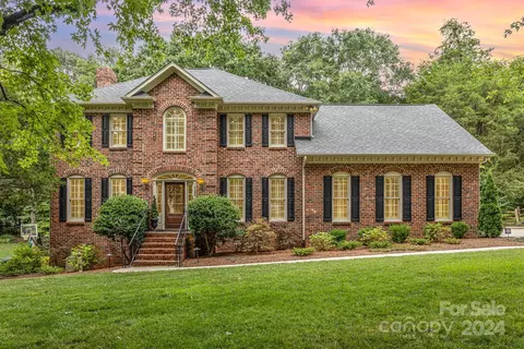 4409 Quail View Rd, Charlotte, NC 28226