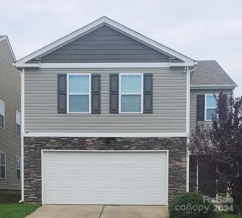 642 Nannyberry Ln, Concord, NC 28025