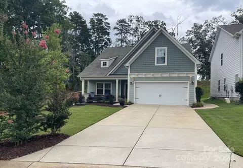 143 Old Harbor Dr, Mount Gilead, NC 27306