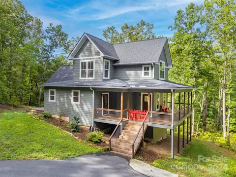 Exterior - 1396 Braewick Rd, Tryon, NC 28782 photo 4 of 9