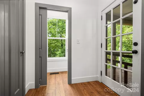 Entry Way - 1396 Braewick Rd, Tryon, NC 28782 photo 1 of 2