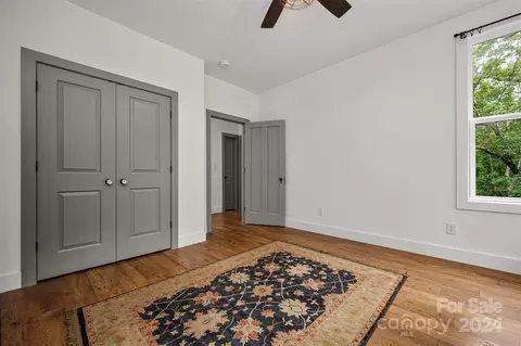 Bedroom - 1396 Braewick Rd, Tryon, NC 28782 photo 4 of 6