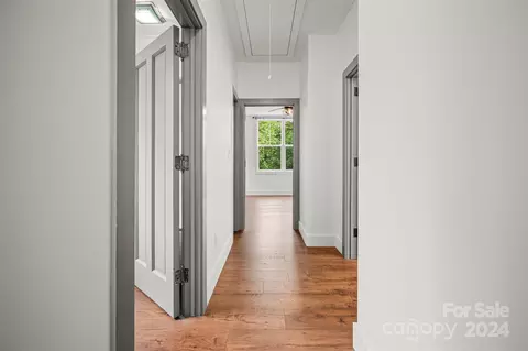 Entry Way - 1396 Braewick Rd, Tryon, NC 28782 photo 2 of 2