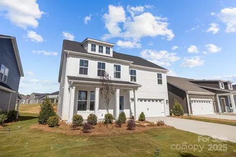 633 Amberjack Pl, York, SC 29745