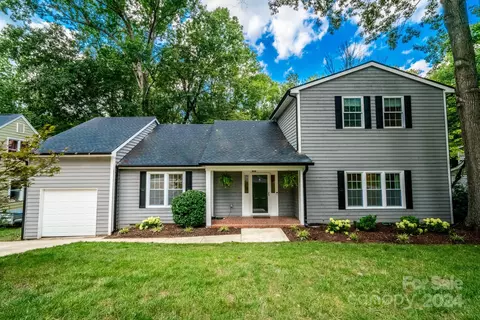 5701 All Saints Ln, Charlotte, NC 28226
