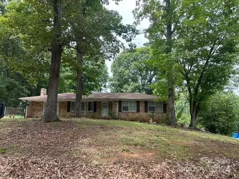 207 Hillcrest Dr, Locust, NC 28097