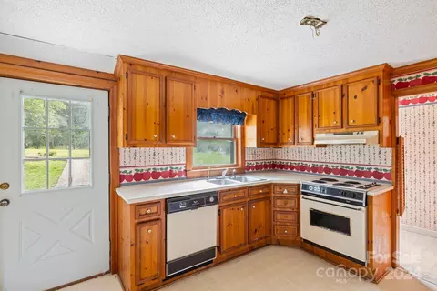 4673 Kiser Island Rd, Terrell, NC 28682 photo 14