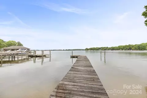 4673 Kiser Island Rd, Terrell, NC 28682 photo 2