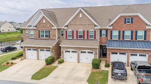 114 Clarendon D St #D, Mooresville, NC 28117