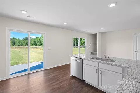 16 Madelyn Dr, Clyde, NC 28721 photo 12