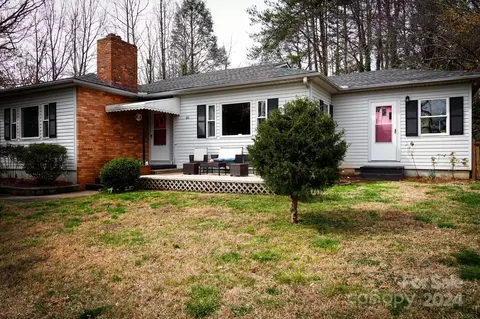 180 Hidden Hill Rd, Tryon, NC 28782 photo 2