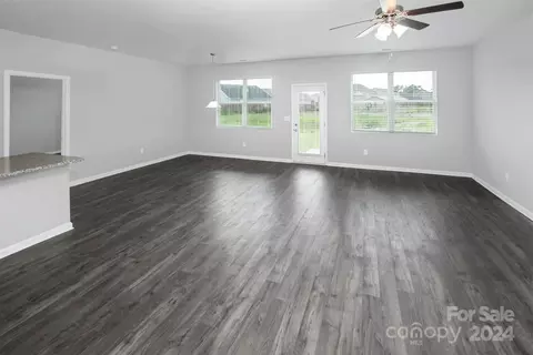 28 Madelyn Dr, Clyde, NC 28721 photo 10