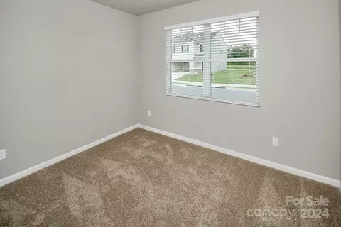 28 Madelyn Dr, Clyde, NC 28721 photo 14