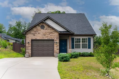 115 Water Leaf Dr, Weaverville, NC 28787