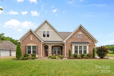 1212 Colonel Light Dr, Monroe, NC 28110
