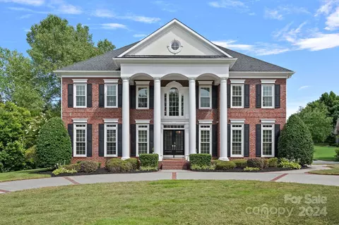 10421 Tavernay Pkwy, Charlotte, NC 28262