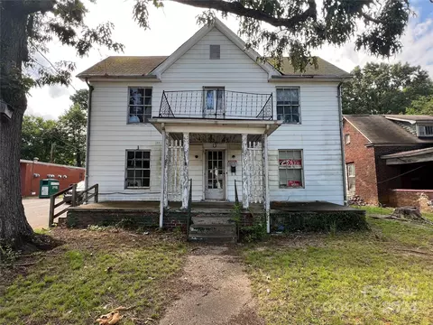 817 S Fulton St, Salisbury, NC 28144