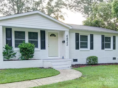 4825 Charleston Dr, Charlotte, NC 28212