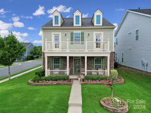5103 Waterloo Dr, Tega Cay, SC 29708